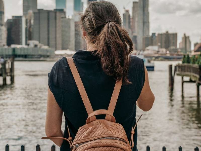 Ajuda psicológica para adaptação em New York.