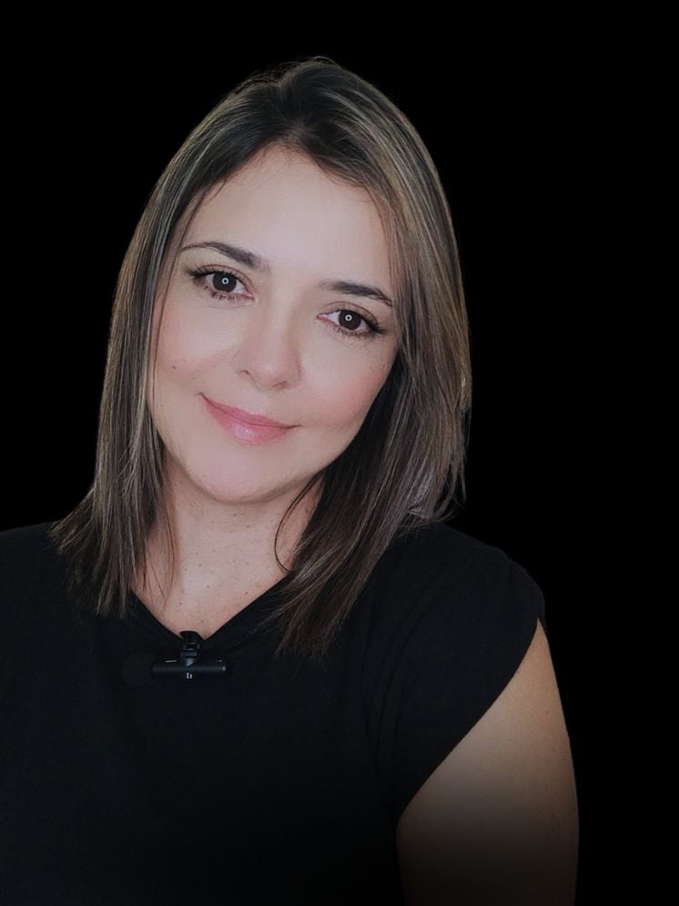 Quem é a Psicóloga Psicóloga Daniela Carneiro