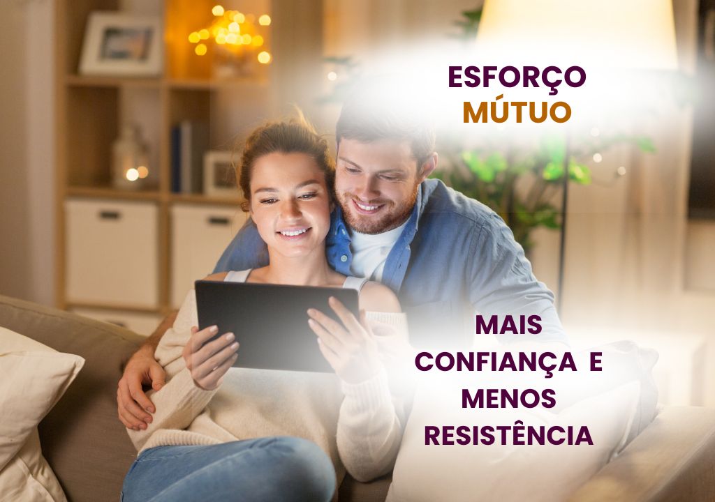 marido e esposa fazendo terapia de casal online com a psicóloga Daniela Carneiro